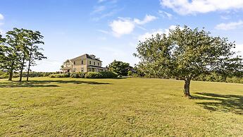 Bayview Pines Country Inn