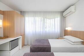 Saint Emilion by Atlantica