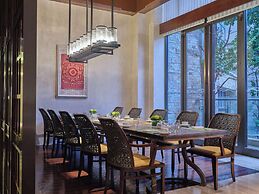 Hilton Dali Resort & Spa