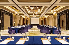 Hilton Dali Resort & Spa