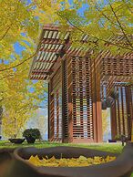 Hilton Dali Resort & Spa