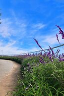 Hilton Dali Resort & Spa