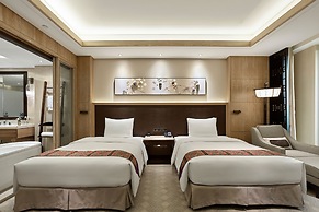 Hilton Dali Resort & Spa