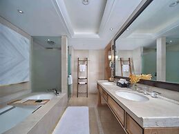 Hilton Dali Resort & Spa