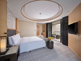 Hilton Dali Resort & Spa