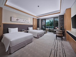 Hilton Dali Resort & Spa