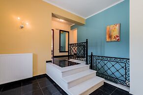 Leone Luxury Villas