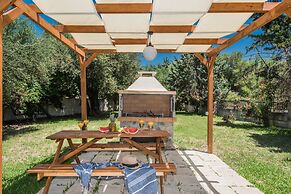 Leone Luxury Villas