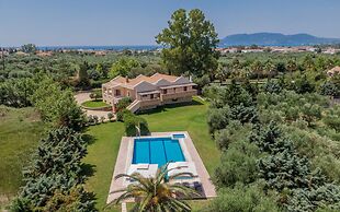 Leone Luxury Villas