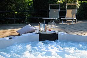 Villa Gaudia, Luxury Villa with pool, A-C