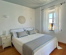 Niriedes Hotel
