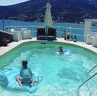 Niriedes Hotel