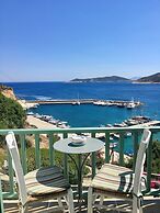 Niriedes Hotel