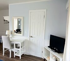 Atlantic View Motel and Cottages