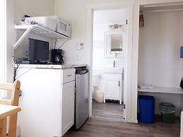 Atlantic View Motel and Cottages