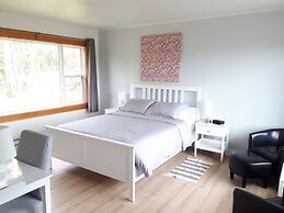 Atlantic View Motel and Cottages