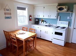 Atlantic View Motel and Cottages