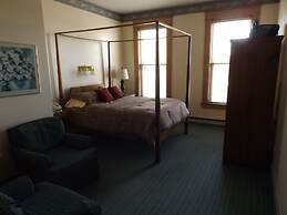 Hermanns European Inn