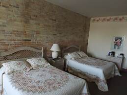 Hermanns European Inn