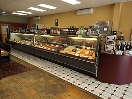 Hermanns European Inn