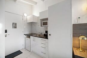 Lakeview Colonial Motel