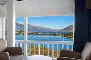 Lakeview Colonial Motel