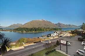 Lakeview Colonial Motel