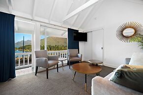 Lakeview Colonial Motel