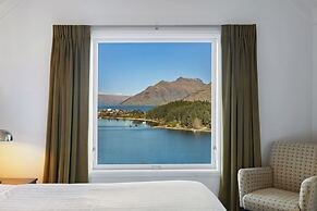 Lakeview Colonial Motel