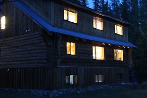 Rock Lake Lodge