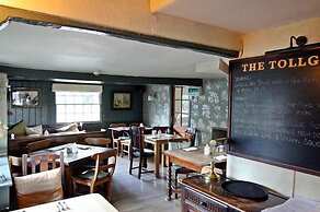 The Tollgate Inn