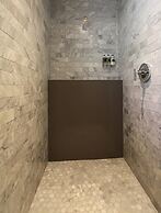 The Vagabond's House