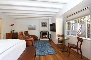 The Vagabond's House