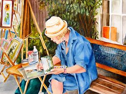 The Vagabond's House