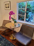 The Vagabond's House