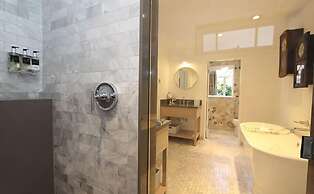 The Vagabond's House