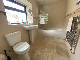 Parkside Guest House