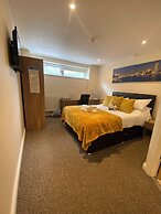 Parkside Guest House