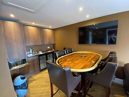 Parkside Guest House