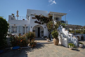 Gerani Suites Sifnos
