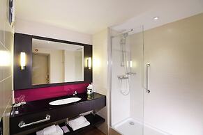 Lancaster Hotel