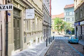 Miss Sophie's New Town