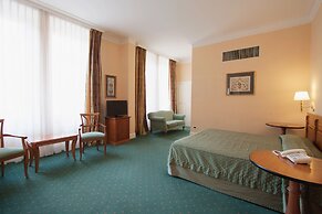 Ateneo Garden Palace