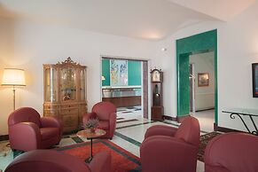 Ateneo Garden Palace