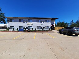 Model Towne Inn