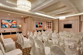 Ramada Hotel & Suites by Wyndham Amwaj Islands Manama