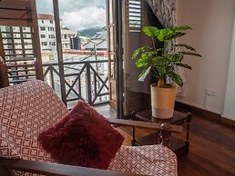 Sutton Place Hotel