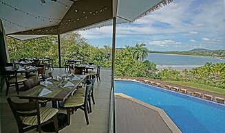 Nammbú Beachfront Bungalows