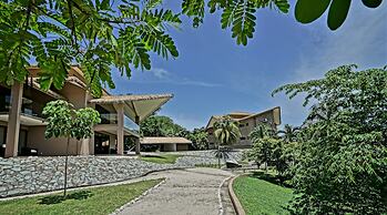 Nammbú Beachfront Bungalows