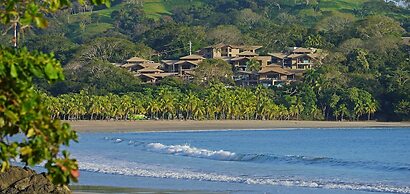 Nammbú Beachfront Bungalows